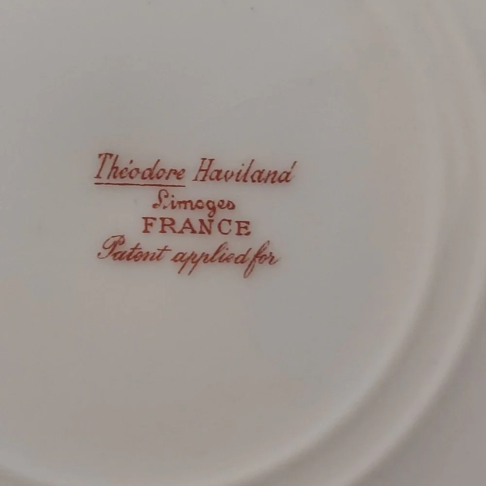 ANTIQUE Theodore Haviland Limoges France Patent Applied 2 Dinner‎ Plates Floral